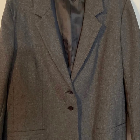 Women’s Blazer (Size L) EUC - Picture 2 of 5